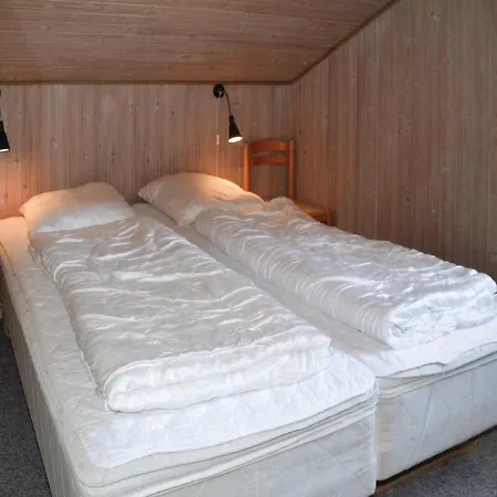 Vakantiehuis Four-bedroom Holiday In